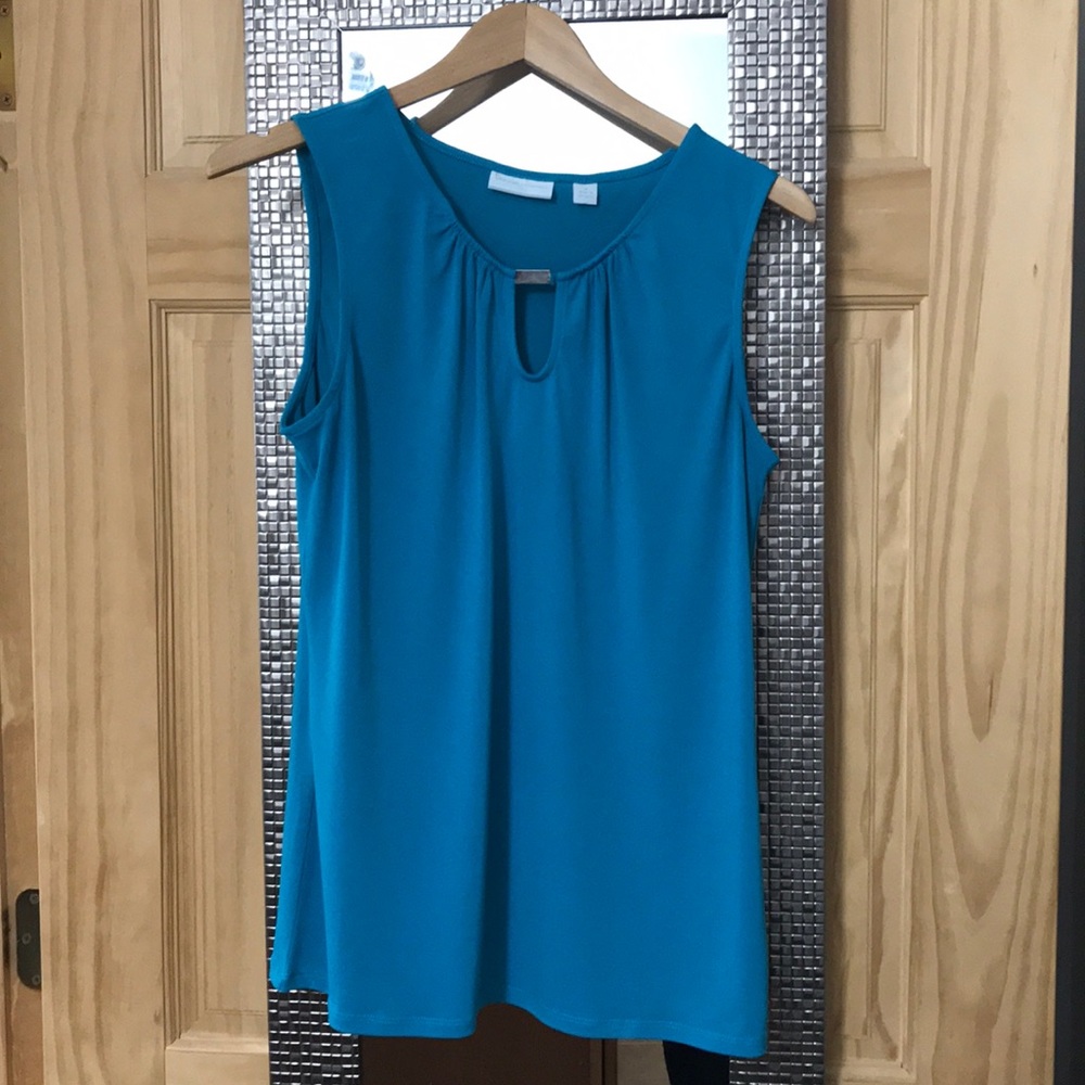Sleeveless blouse